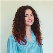 Pazienza, gentilezza e creatività sono fondamentali per me per questo i bambini mi adorano! sarei molto felice di aiutarli!